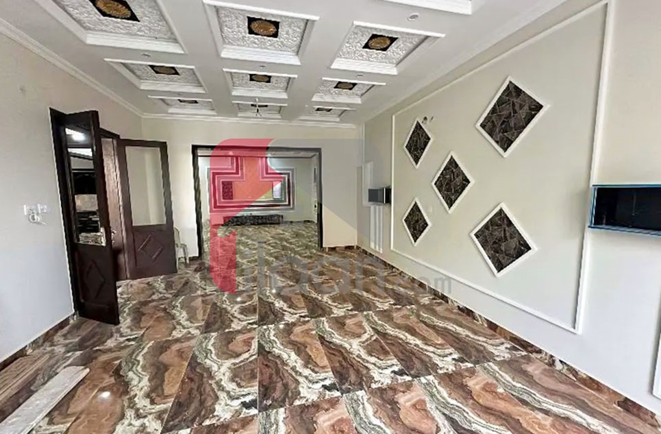 10 Marla House for Sale in Al Razzaq Royals, Sahiwal