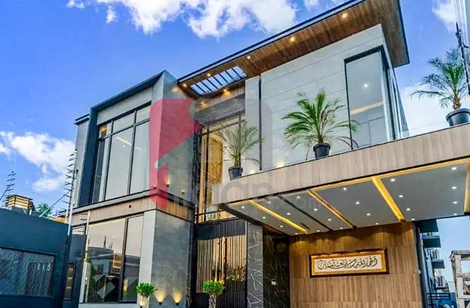 1.2 Kanal House for Sale in Block R, Phase 7, DHA Lahore