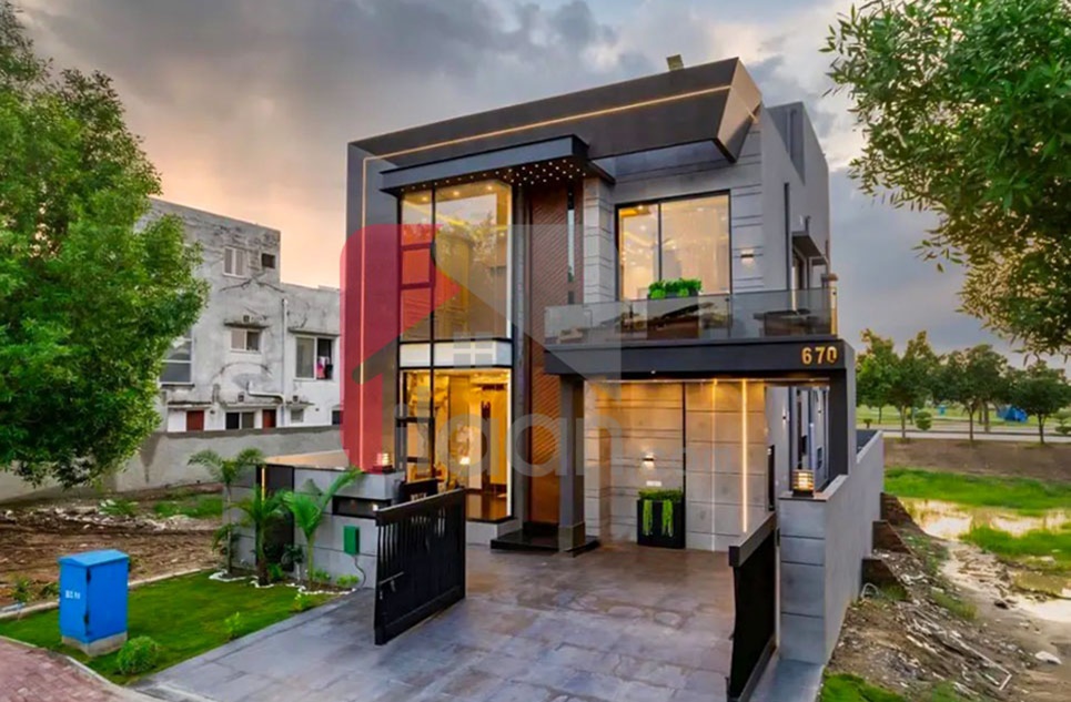 10 Marla House for Sale in Bahria Orchard, Lahore
