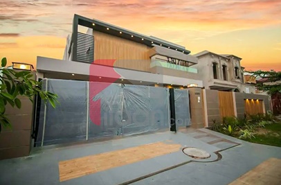 1 Kanal House for Sale in Block Y, Phase 7, DHA Lahore