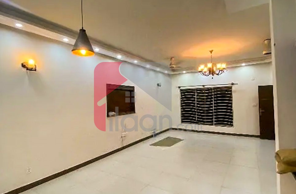 10 Marla House for Rent in Phase 3, Bahria Town, Rawalpindi