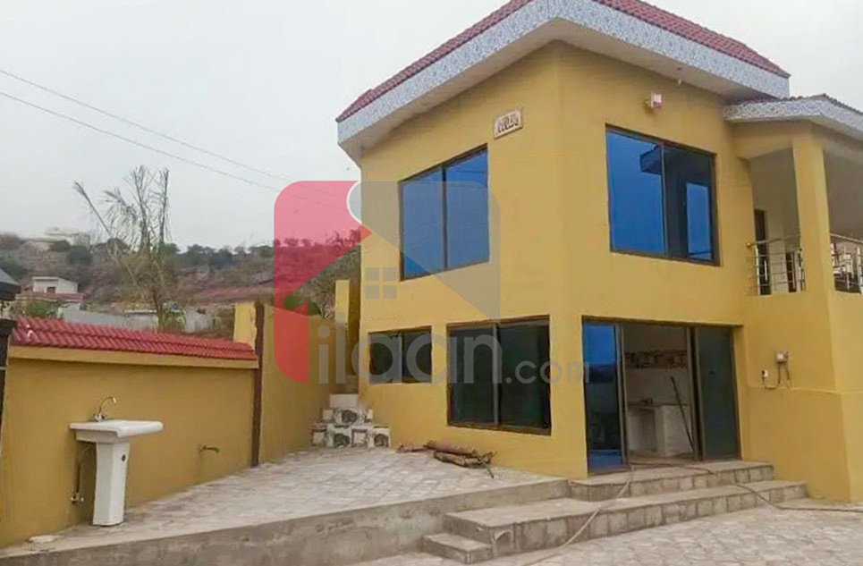 2 Kanal Farmhouse for Sale in Bani Gala, Islamabad