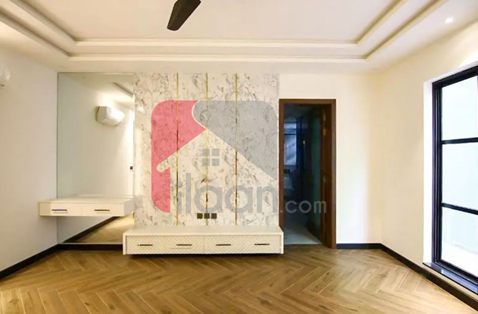 9 Marla House for Sale in Abdullah Garden, Faisalabad