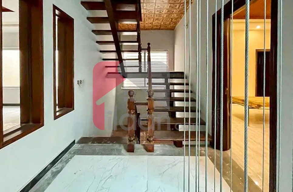 1 Kanal House for Sale in Abdullah Garden, Faisalabad