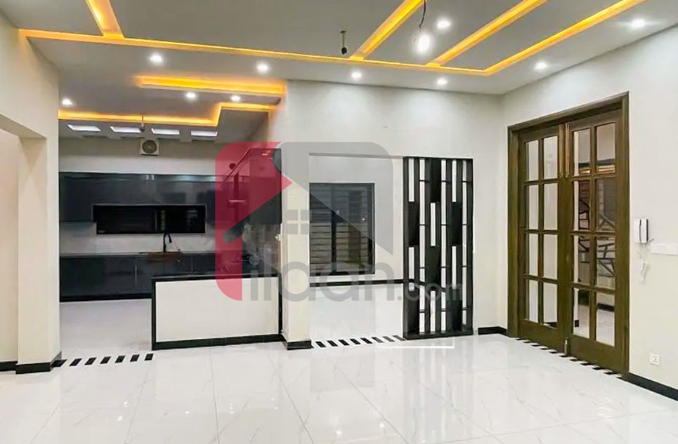 1.2 Kanal House for Sale in Wapda City, Faisalabad
