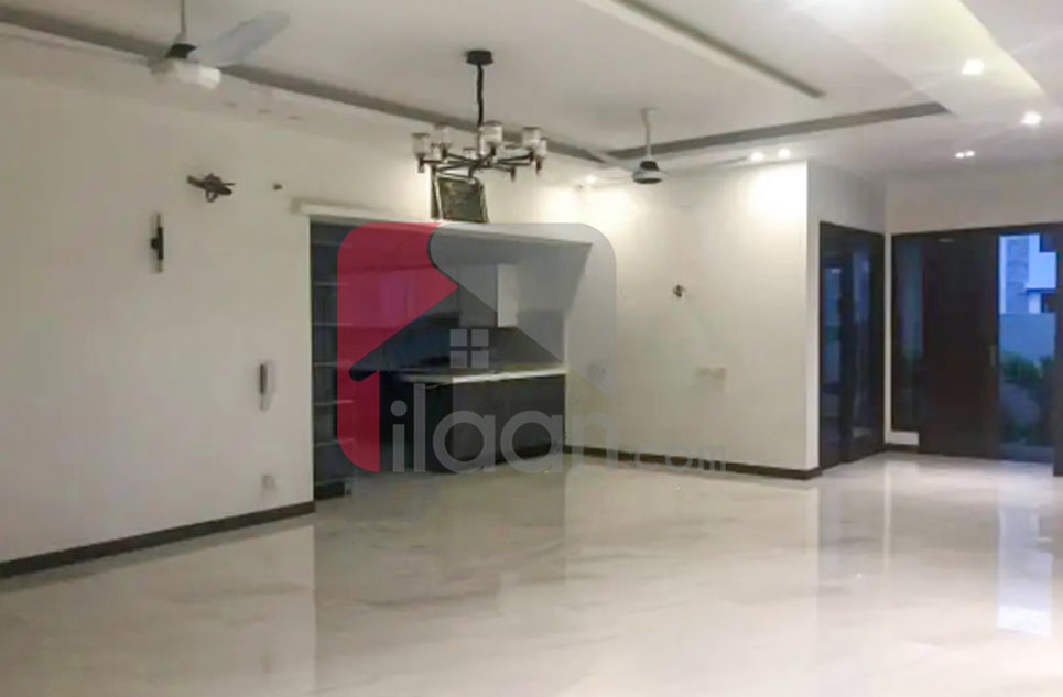 500 Square Yard House for Sale in Phase 8, DHA, Karachi