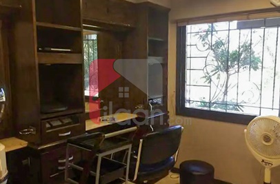 222 Sq.yd Shop for Sale in Block 5, Clifton, Karachi