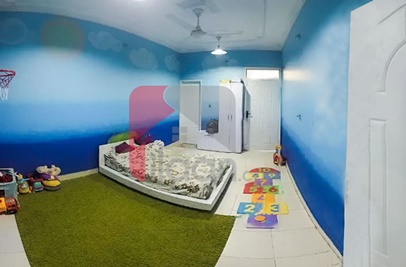 120 Sq.yd House for Sale (First Floor) in Block 9, Federal B Area, Karachi