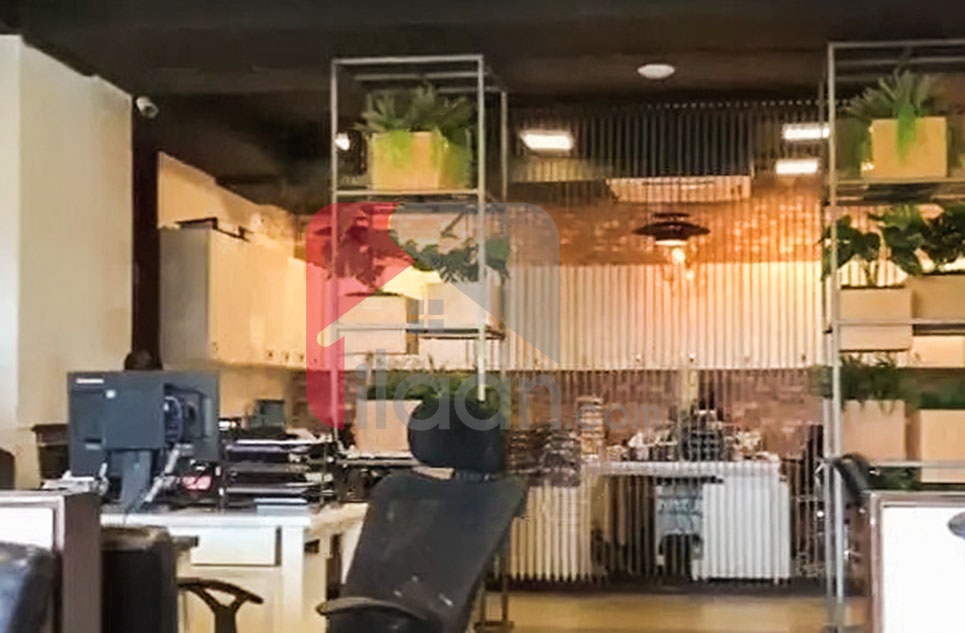 602 Sq.yd Office for Rent in Block 7, Clifton, Karachi