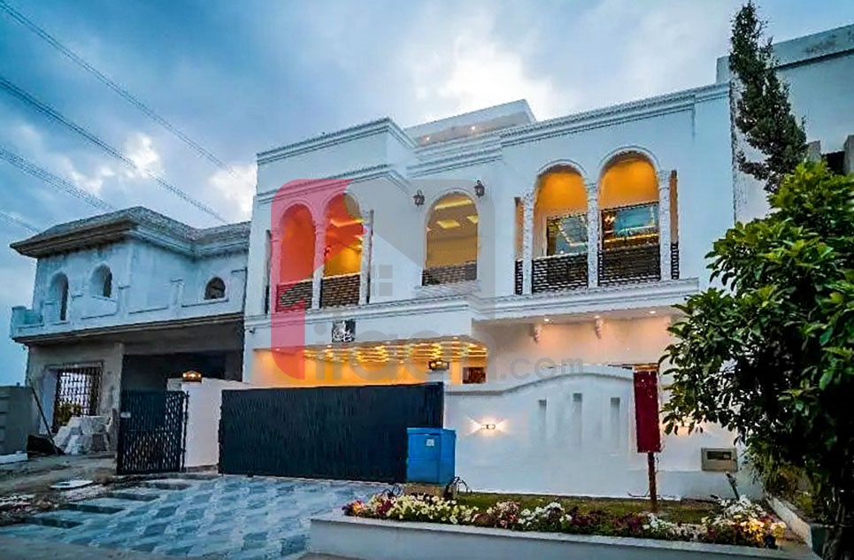 10 Marla House for Sale in B-17, Islamabad