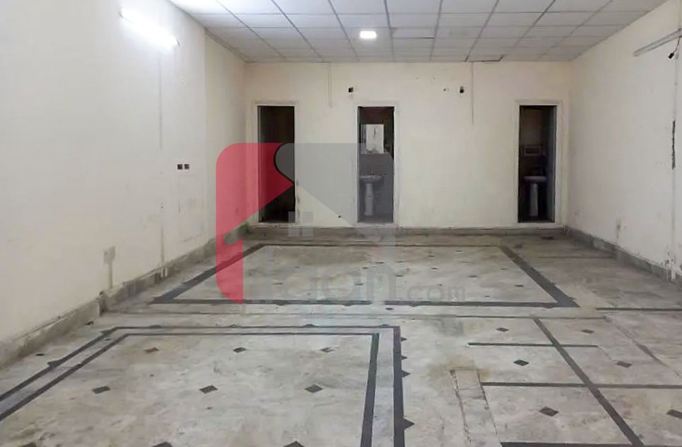 4.4 Marla Office for Rent on Chen One Road, Faisalabad