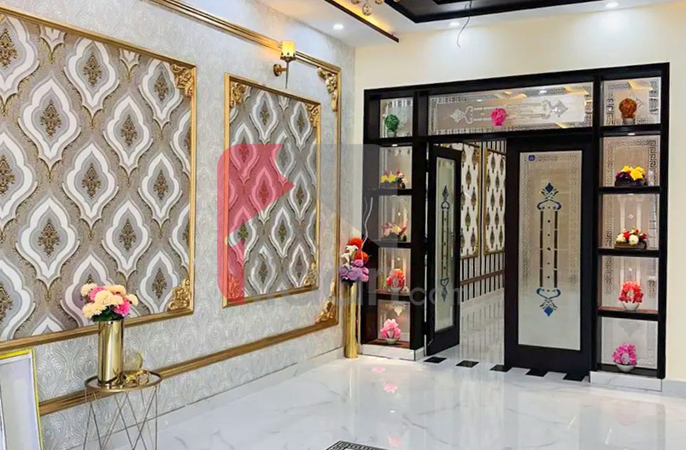 10 Marla House for Sale in Phase 2, Johar Town, Lahore