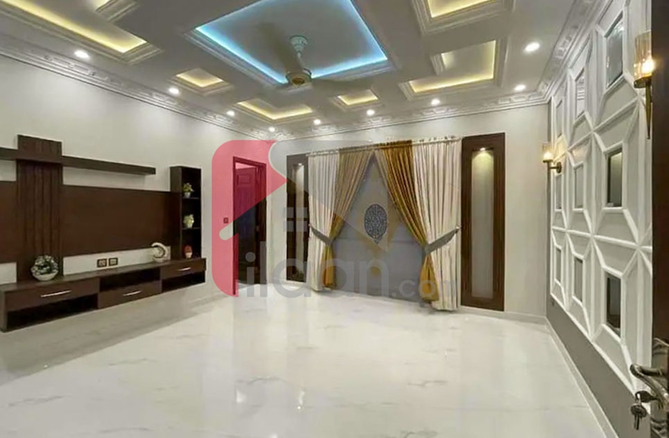 10 Marla House for Rent (First Floor) in Sector C, Bahria Town, Lahore