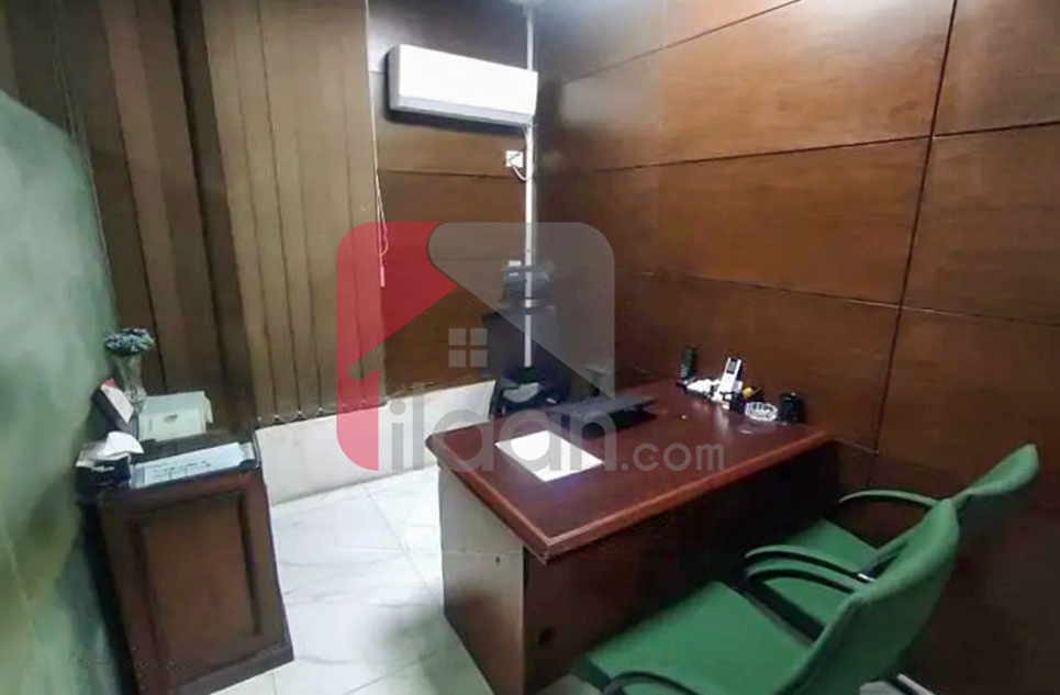 13.3 Marla Office for Rent on Main Boulevard, Gulberg, Lahore