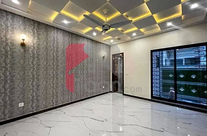 10 Marla House for Rent (First Floor) in Central Park Housing Scheme, Lahore