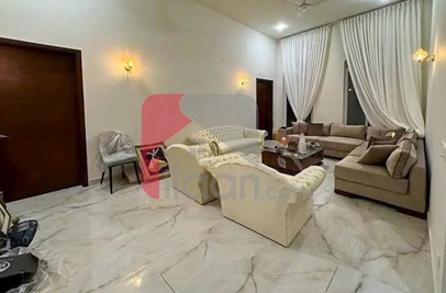 700 Sq.yd House for Rent in Phase 8, DHA Karachi