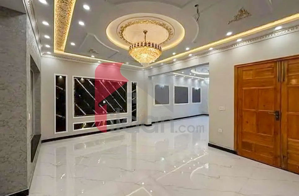 600 Sq.yd Office for Rent in Block 14, Gulistan-e-Johar, Karachi