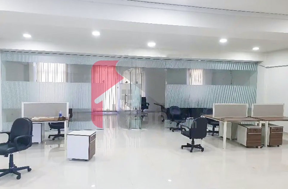 208 Sq.yd Office for Sale in Phase 6, DHA Karachi
