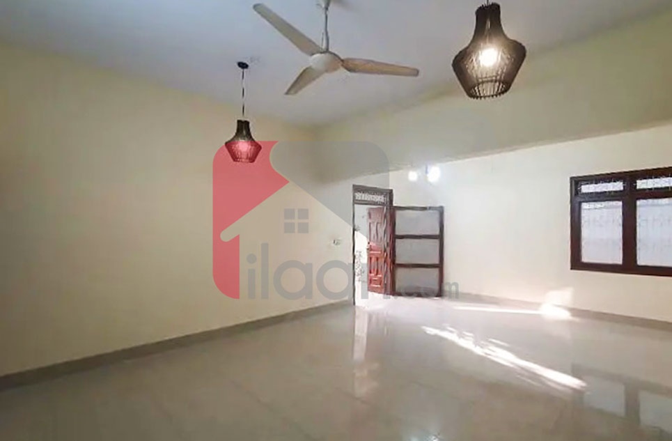 410 Sq.yd Office for Sale in Block 7, Gulshan-e-iqbal, Karachi