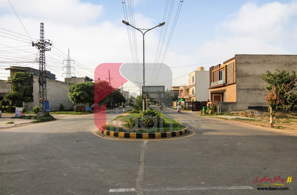 10.5 Marla Plot for Sale in Block F1, Phase 2, Pak Arab Housing Society, Lahore